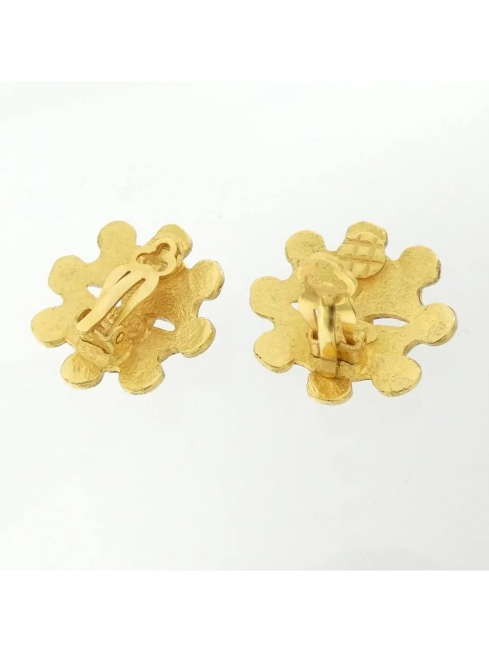 Chanel Vintage Earrings Gold